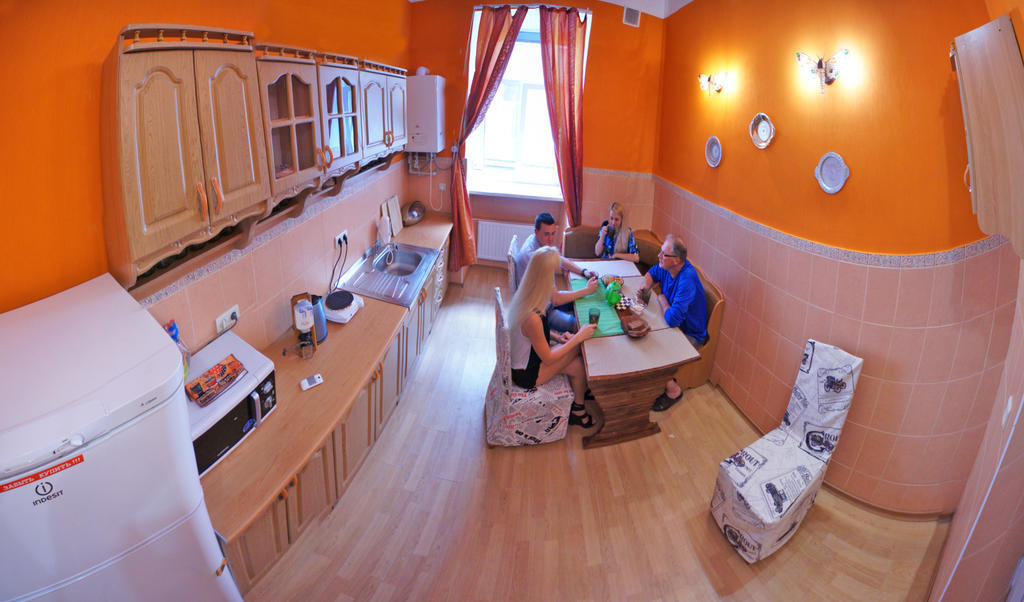 Chemodan Hostel Odessa Ngoại thất bức ảnh