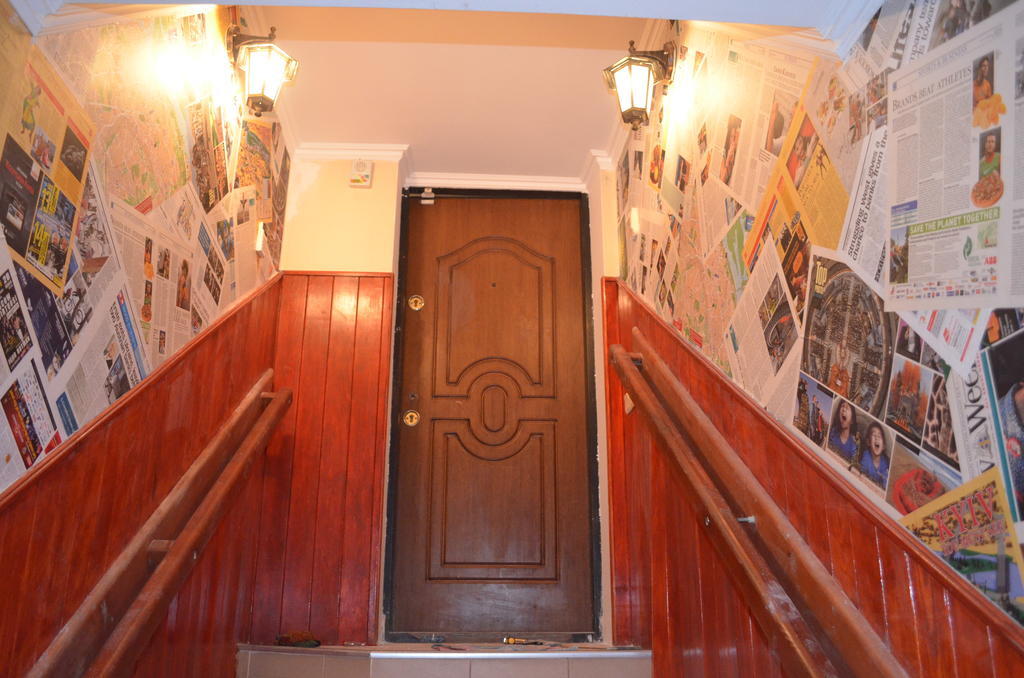 Chemodan Hostel Odessa Ngoại thất bức ảnh