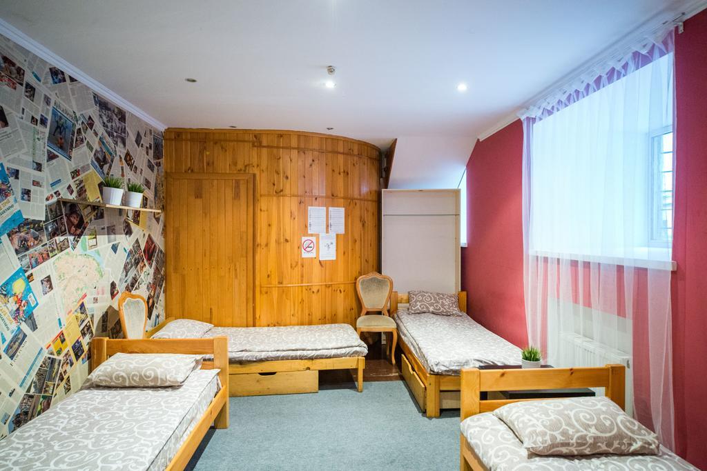 Chemodan Hostel Odessa Ngoại thất bức ảnh